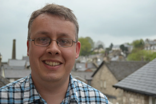 Peter Thornton, the leader of South Lakeland District Council, will tonight announce a single change to the Cabinet of the Lib Dem run council. David Evans is stepping down from the cabinet and will be replaced by Castle councillor Chris Hogg.