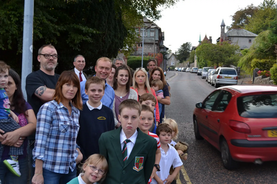 South Lakes MP Tim Farron joined with local residents and councillors Giles Archibald and Phil Dixon on Friday to try and curb speeding on Gillinggate and Fellside.